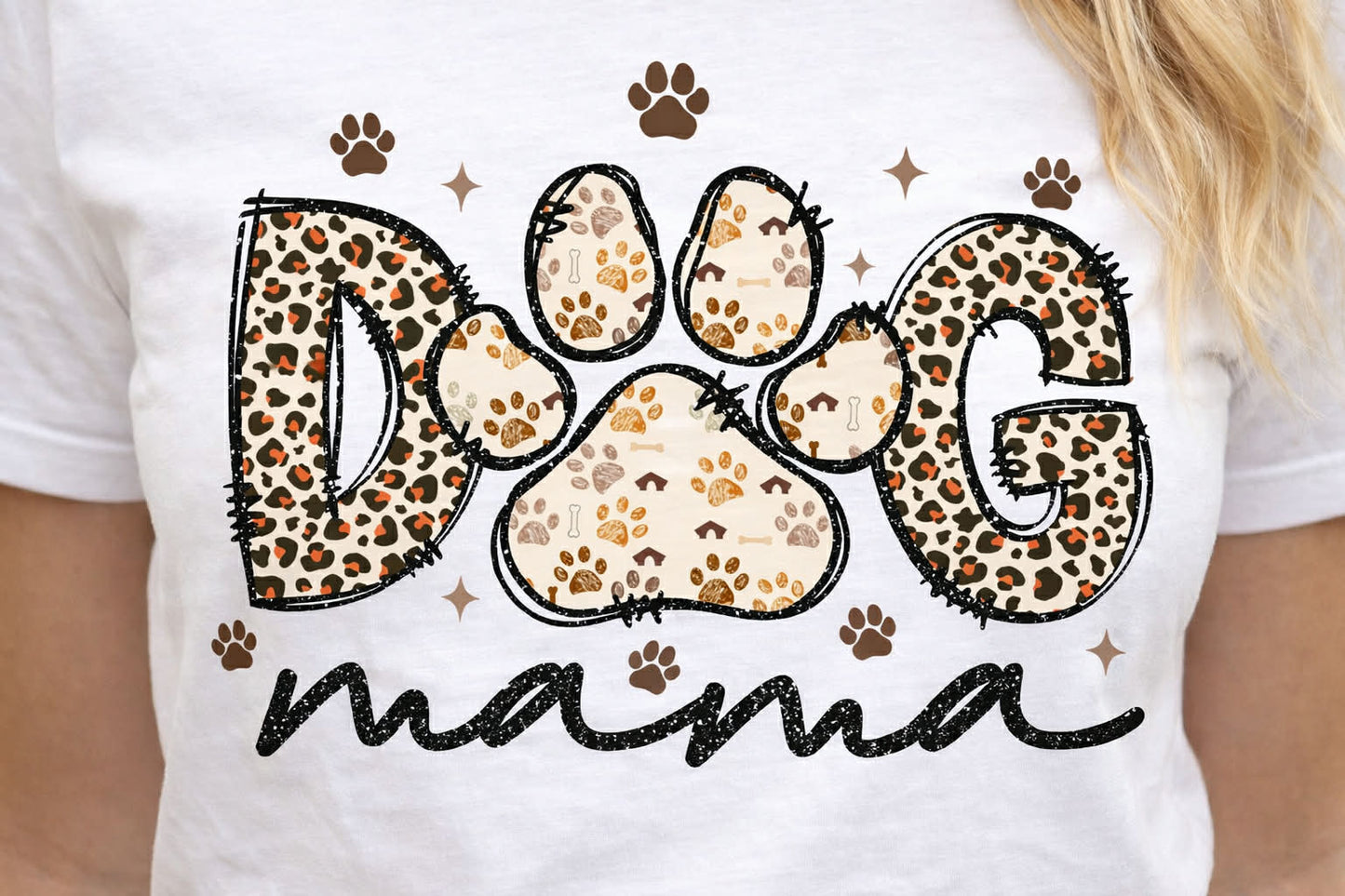 🐾 Dog Mama Shirt – Leopard Print Paw Graphic Tee – Cute Dog Lover Gift – Trendy Pet Mom Shirt