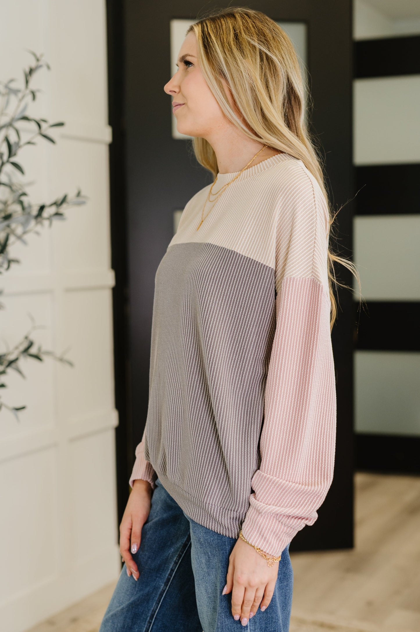Dual Tones Cable Ribbed Knit Sweater
