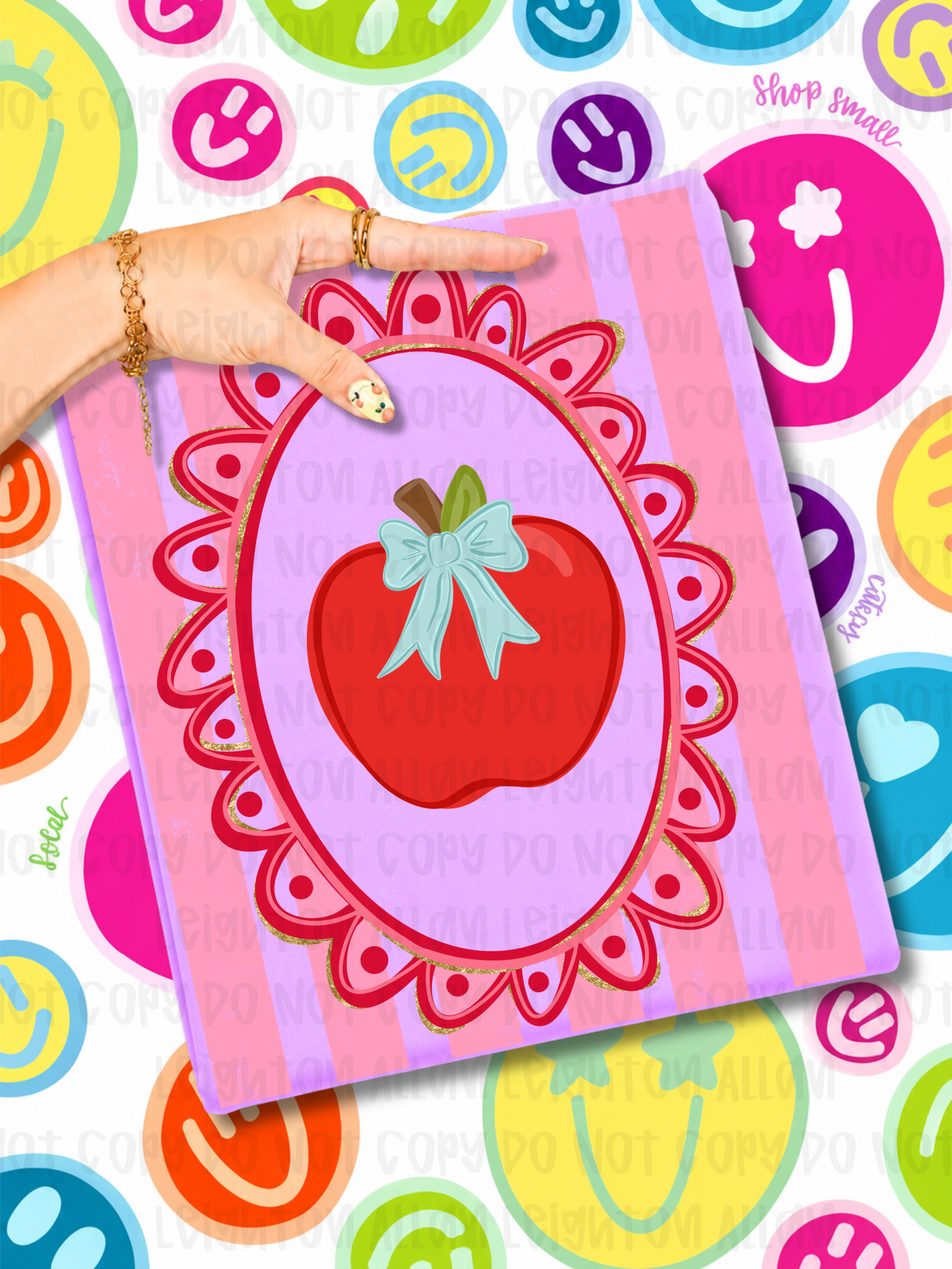 Teacher Apple Bow Graphic Tee | Cute Back to School Shirt | Teacher Appreciation Gift | Classroom Style Shirt | Teacher Life Tee 🍎🎀📚